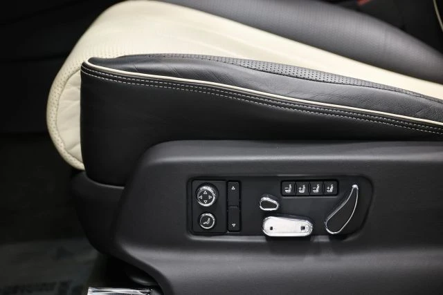 2021 Bentley Bentayga - Image 16 of 31