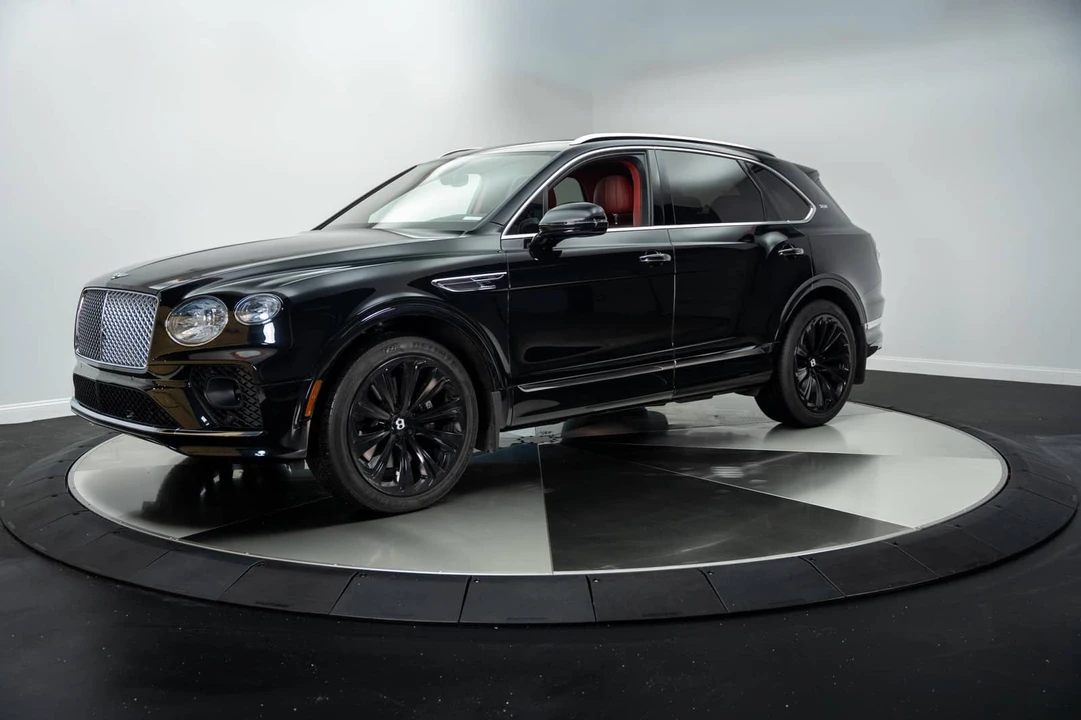 2021 Bentley Bentayga - Image 2 of 24