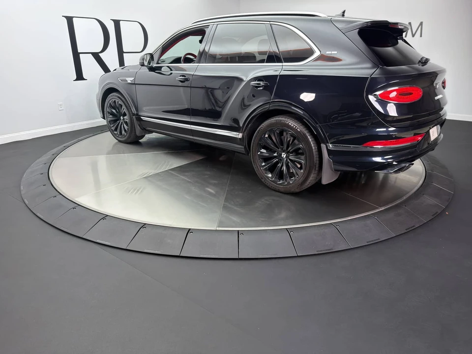 2021 Bentley Bentayga - Image 18 of 24