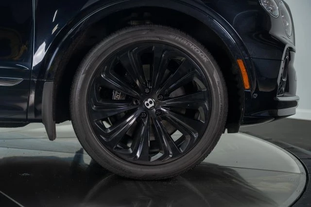 2021 Bentley Bentayga - Image 24 of 31