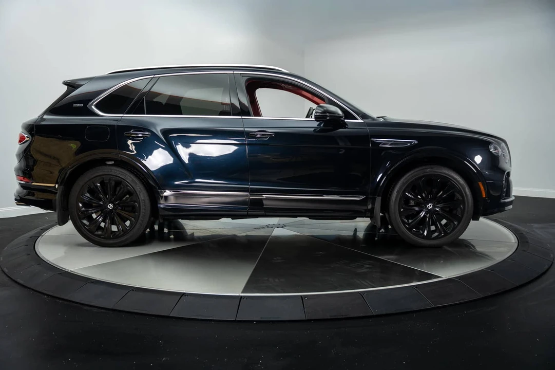 2021 Bentley Bentayga - Image 14 of 24
