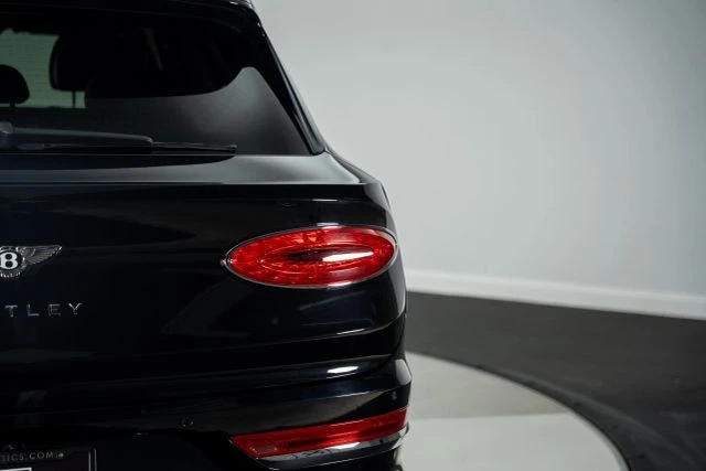 2021 Bentley Bentayga - Image 21 of 31