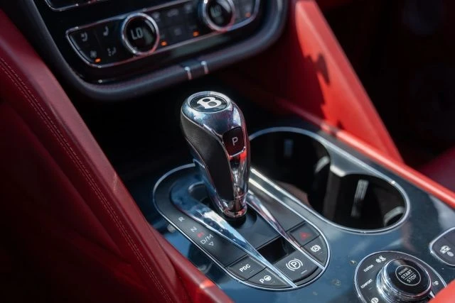 2021 Bentley Bentayga - Image 18 of 18