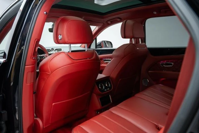 2021 Bentley Bentayga - Image 31 of 31