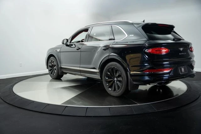 2021 Bentley Bentayga - Image 8 of 31