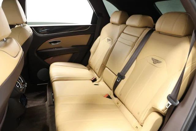 2021 Bentley Bentayga - Image 3 of 21