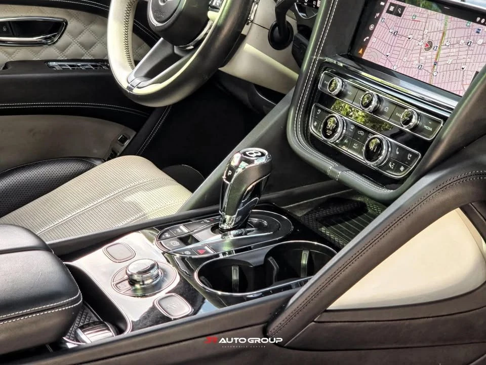 2021 Bentley Bentayga - Image 14 of 20