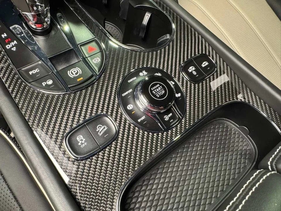 2021 Bentley Bentayga - Image 29 of 31