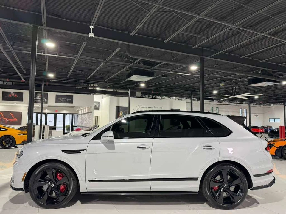 2021 Bentley Bentayga - Image 4 of 31