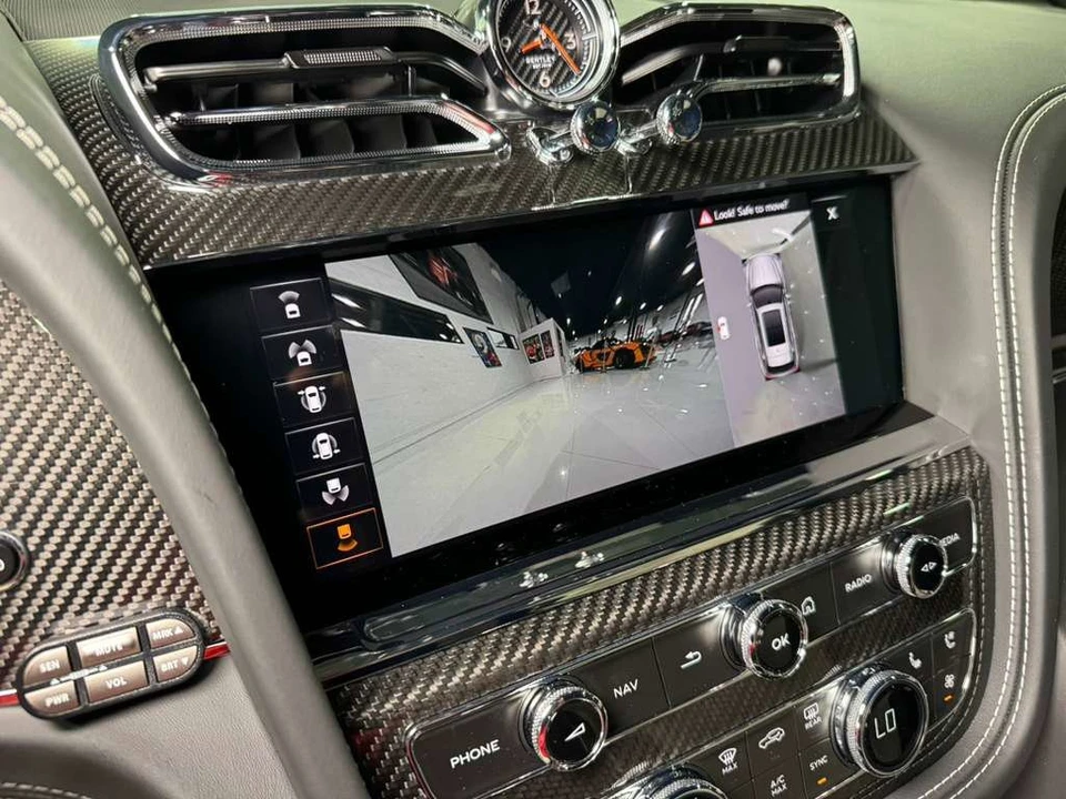 2021 Bentley Bentayga - Image 26 of 31