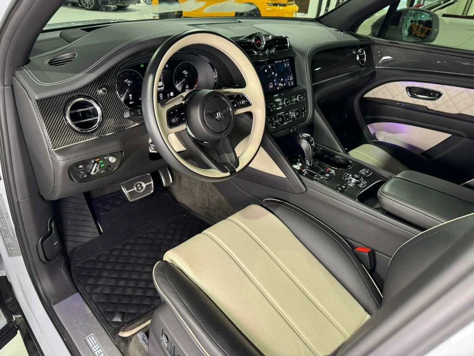 2021 Bentley Bentayga - Image 9 of 31