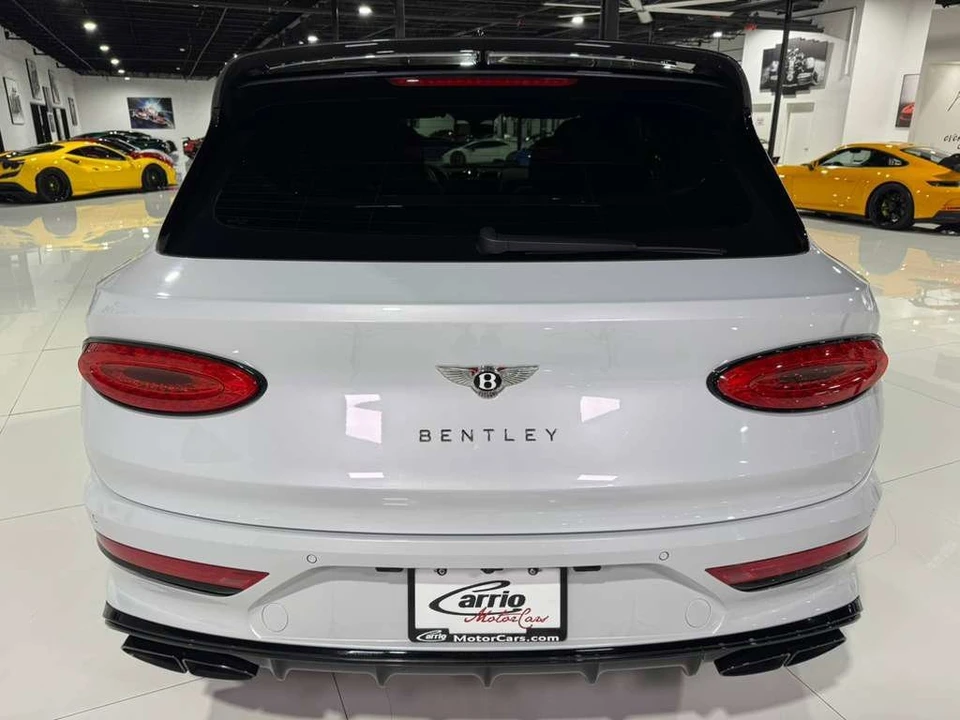 2021 Bentley Bentayga - Image 6 of 31