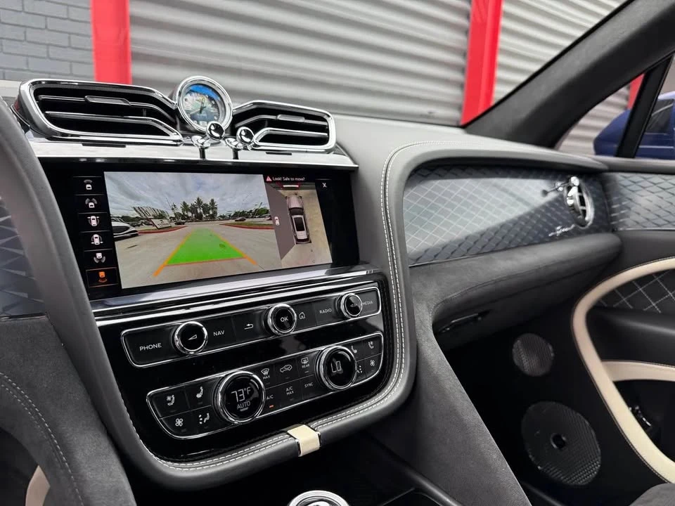 2021 Bentley Bentayga - Image 9 of 20