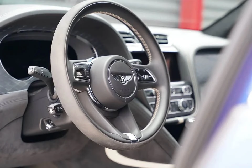 2021 Bentley Bentayga - Image 6 of 20