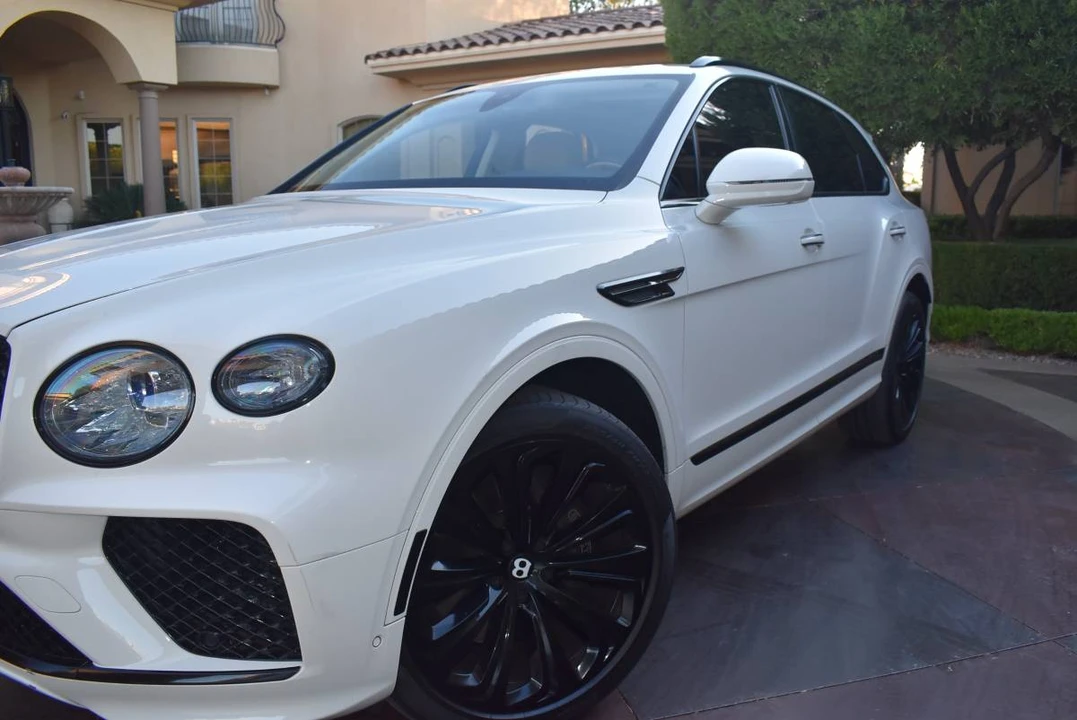 2021 Bentley Bentayga - Image 3 of 24