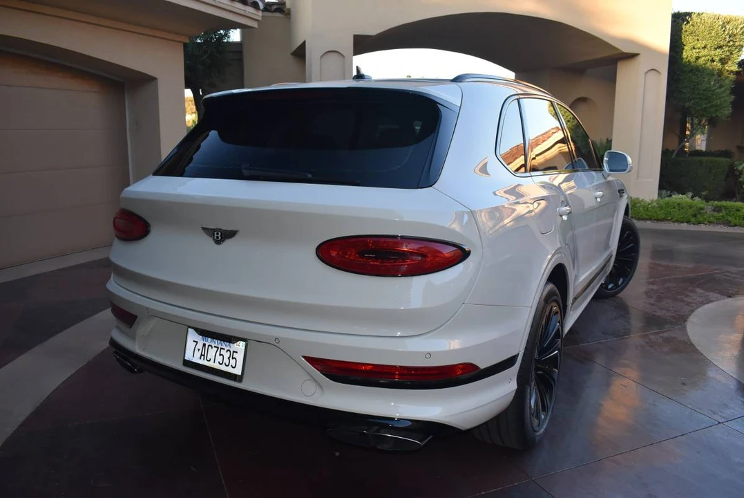 2021 Bentley Bentayga - Image 9 of 24