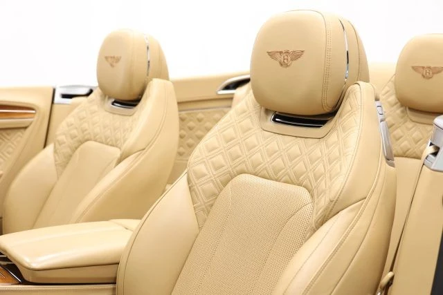 2021 Bentley Continental GTC - Image 20 of 21