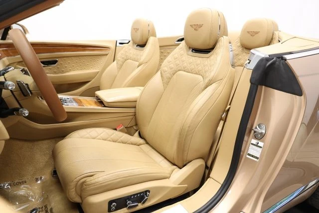 2021 Bentley Continental GTC - Image 19 of 21