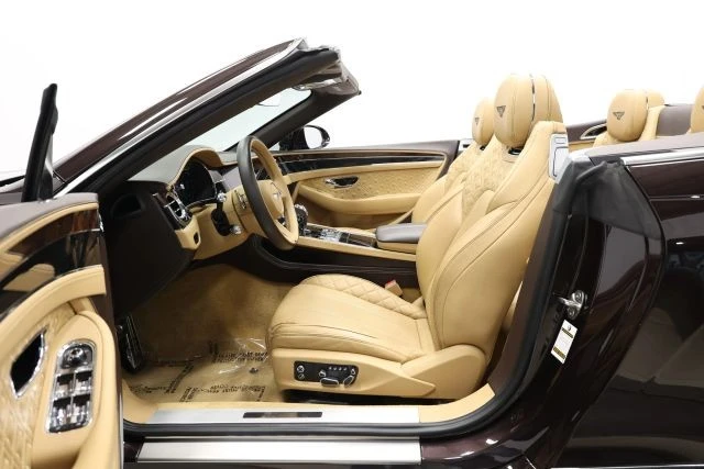 2021 Bentley Continental GT 3rd Gen - Image 17 of 31