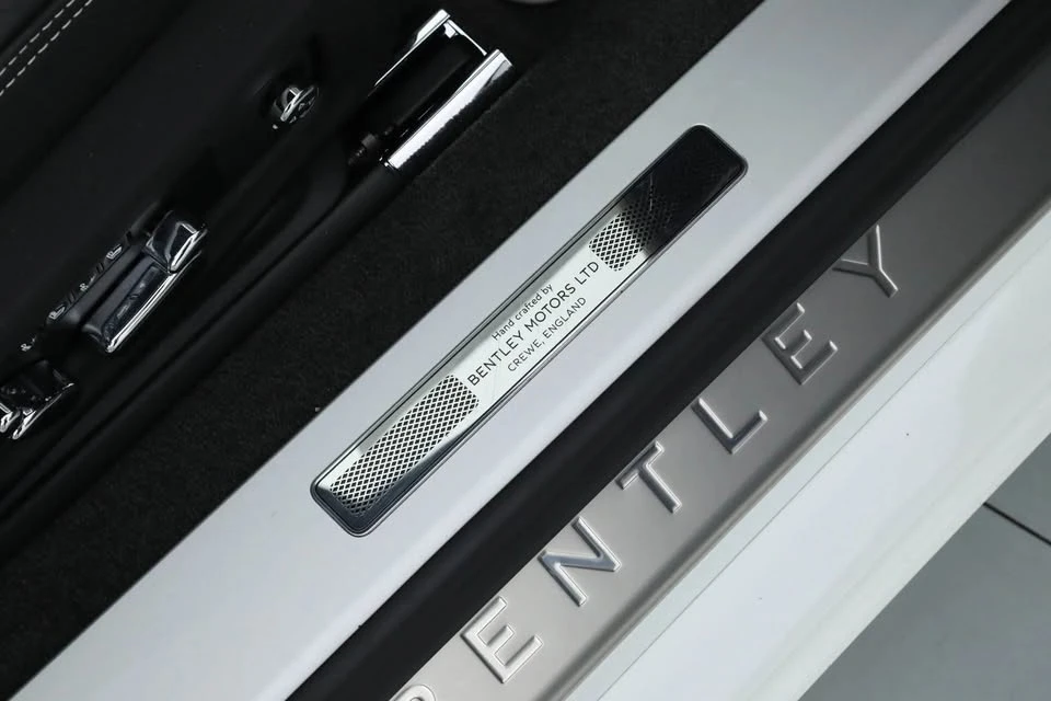 2021 Bentley Continental GT 3rd Gen - Image 17 of 19