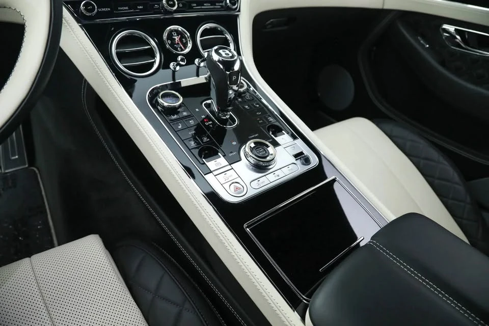 2021 Bentley Continental GT 3rd Gen - Image 16 of 19