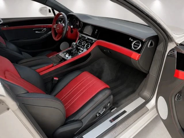 2021 Bentley Continental GT 3rd Gen - Image 18 of 28