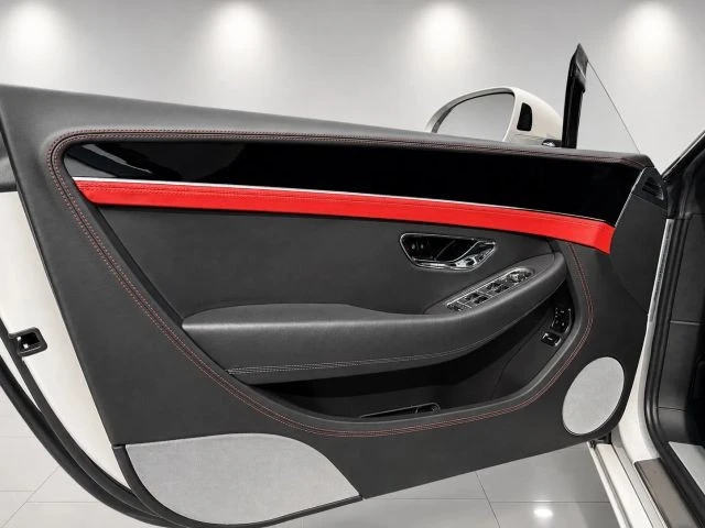 2021 Bentley Continental GT 3rd Gen - Image 20 of 28