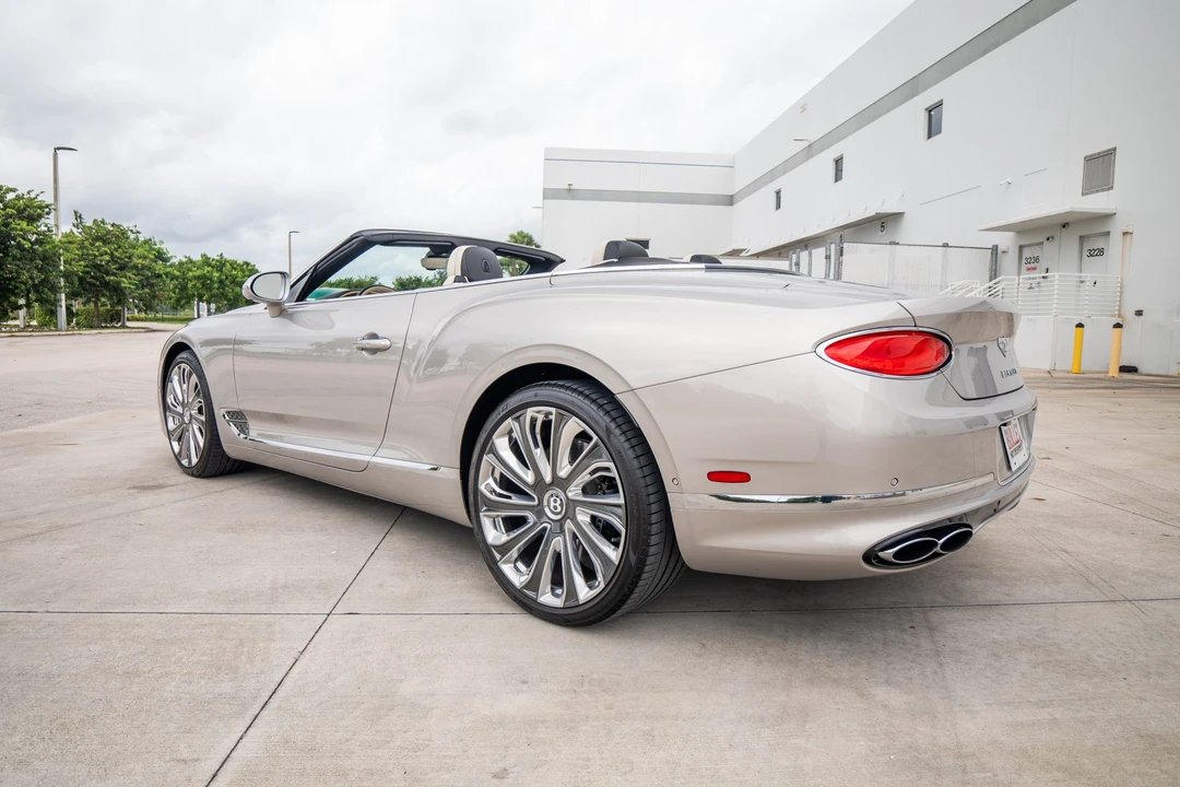 2021 Bentley Continental GT Mulliner 3rd Gen - Image 22 of 31