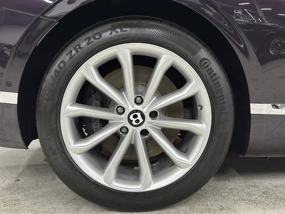 2021 Bentley Continental GT 3rd Gen - Image 24 of 31