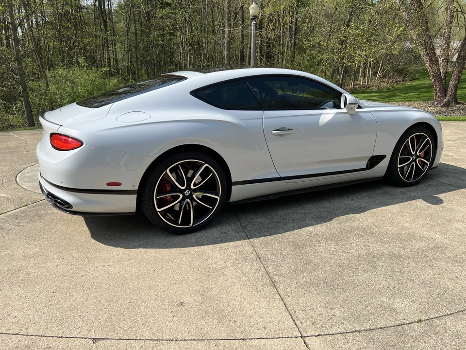 2021 Bentley Continental GT 3rd Gen - Image 14 of 31