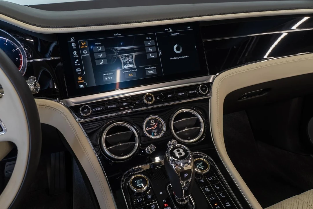 2021 Bentley Continental GT 3rd Gen - Image 17 of 21