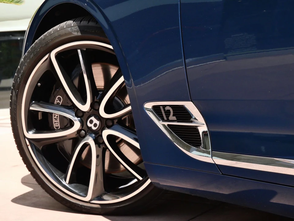 2021 Bentley Continental GTC - Image 9 of 25
