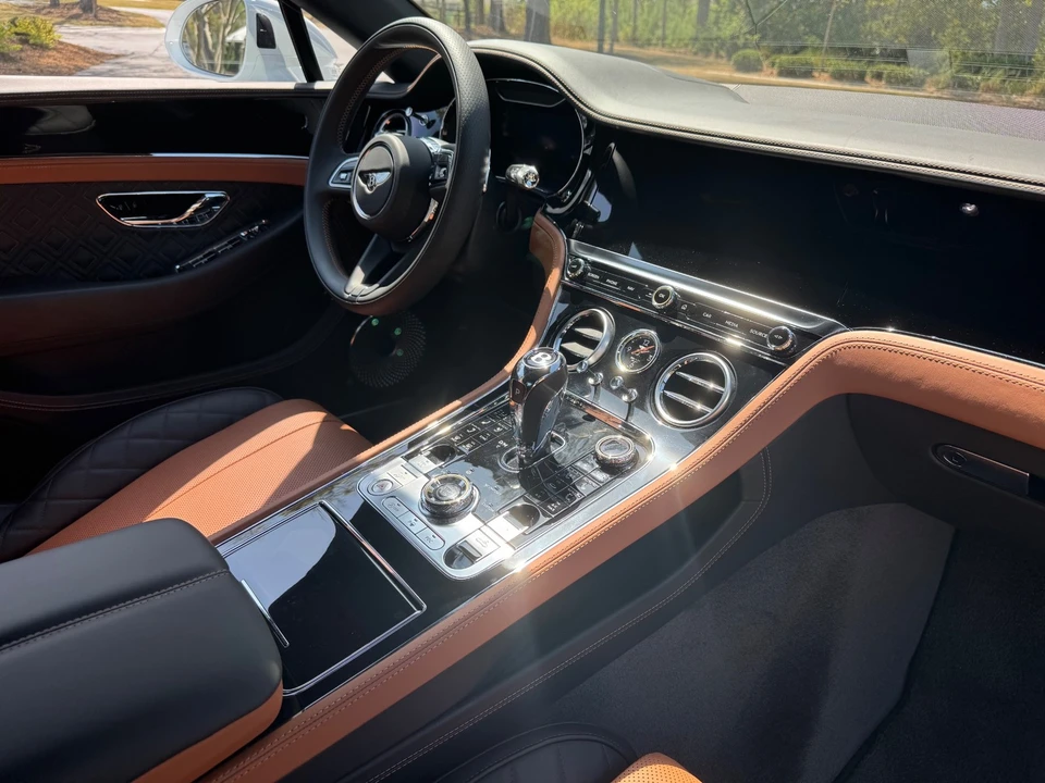 2021 Bentley Continental GTC - Image 16 of 31