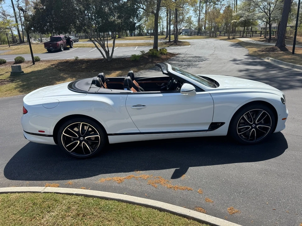 2021 Bentley Continental GTC - Image 8 of 31