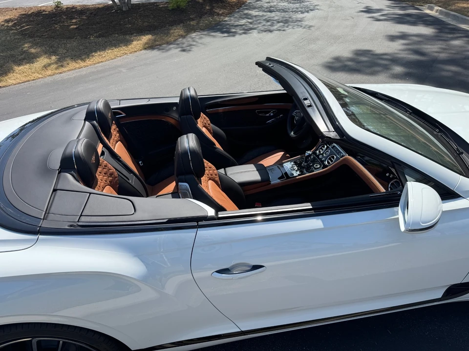 2021 Bentley Continental GTC - Image 9 of 31