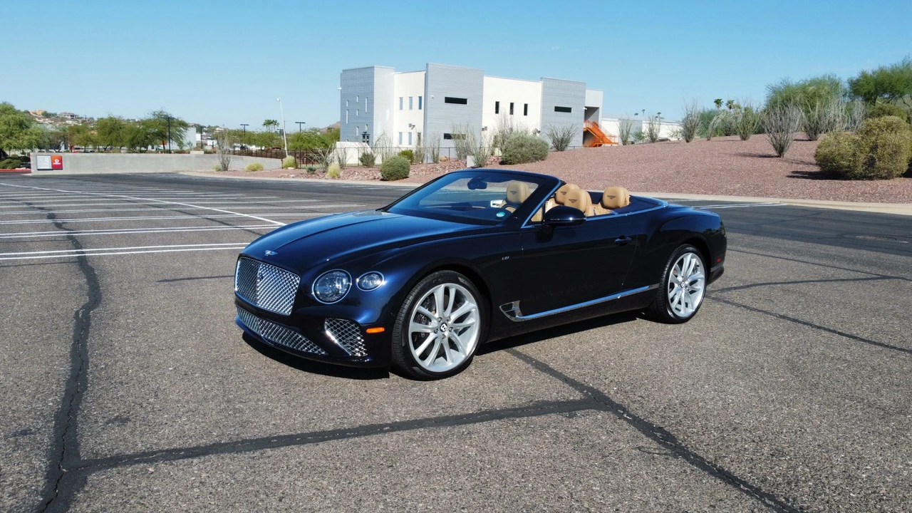 2021 Bentley Continental GTC - Image 17 of 31