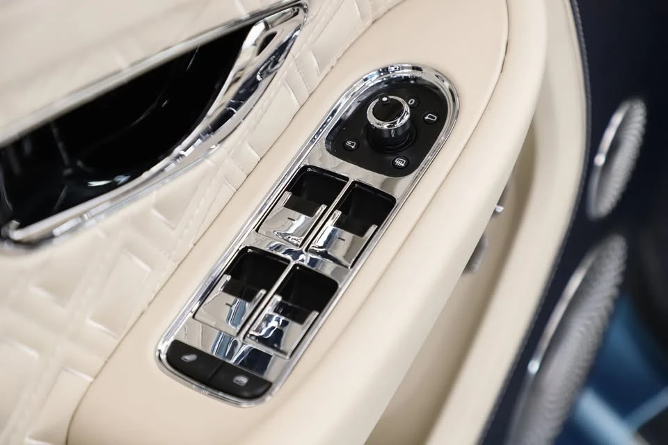 2021 Bentley Continental GT 3rd Gen - Image 11 of 20