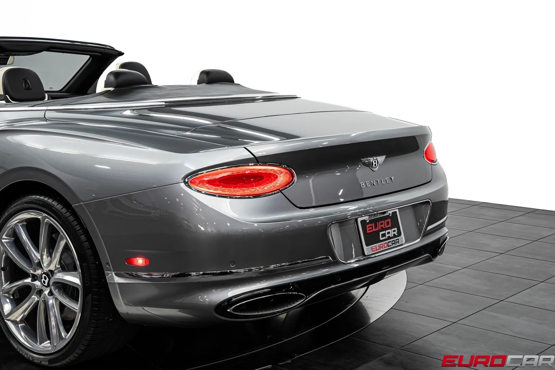 2021 Bentley Continental GT 3rd Gen - Image 17 of 31