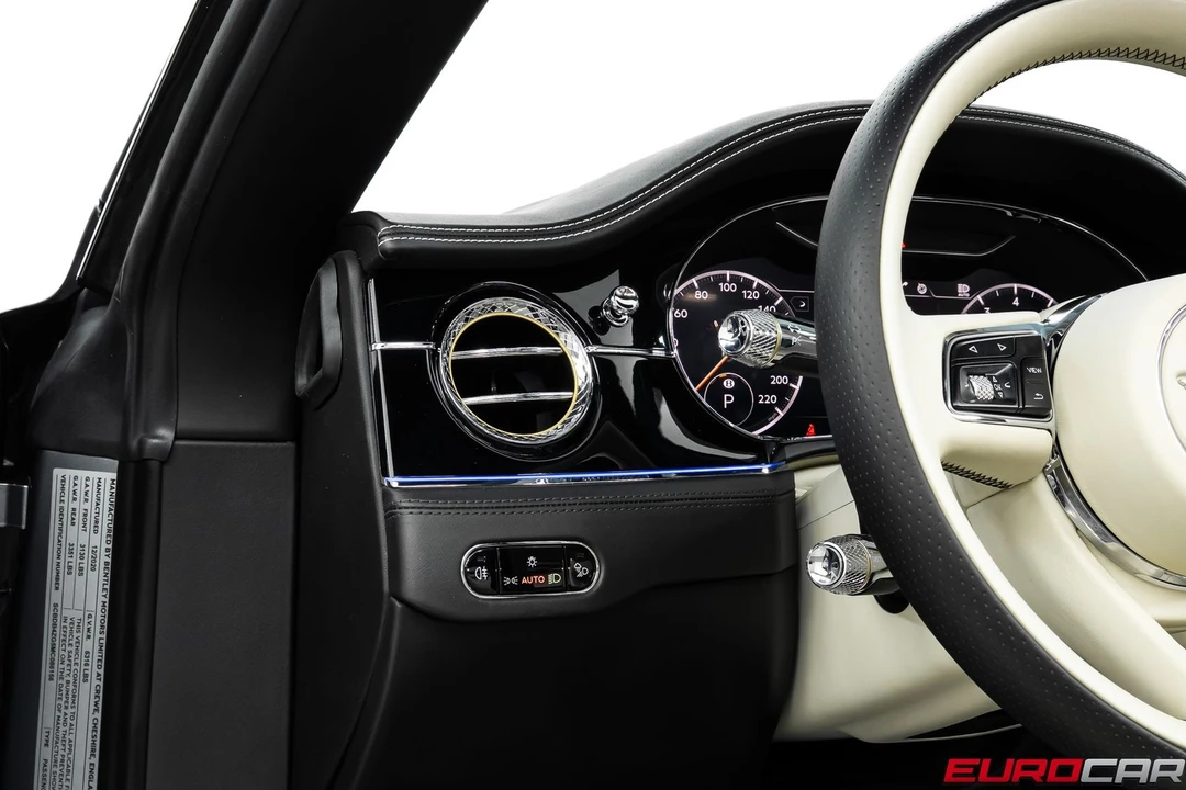 2021 Bentley Continental GT 3rd Gen - Image 26 of 31