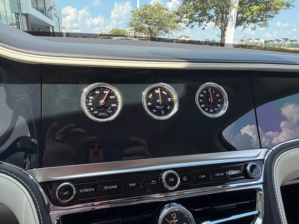 2021 Bentley Continental - Image 12 of 20