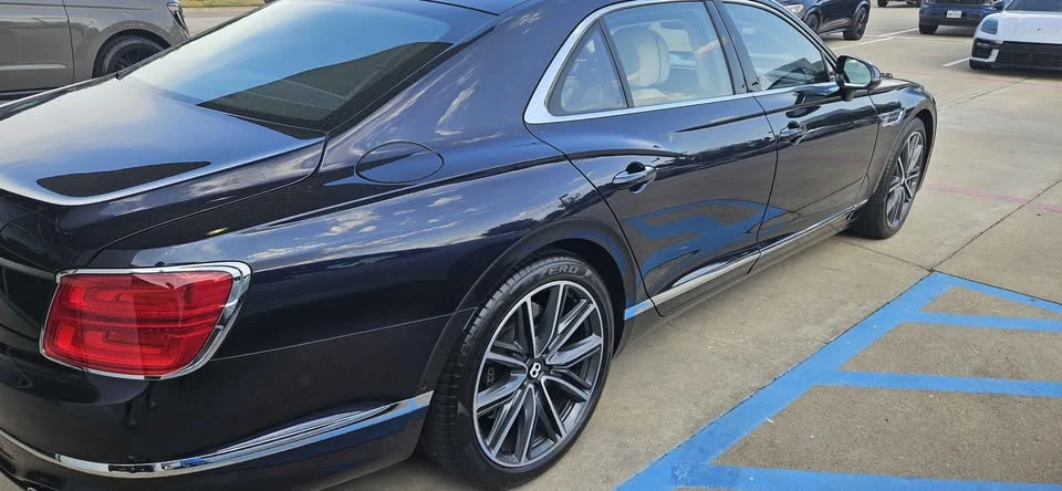 2021 Bentley Continental Flying Spur - Image 2 of 8