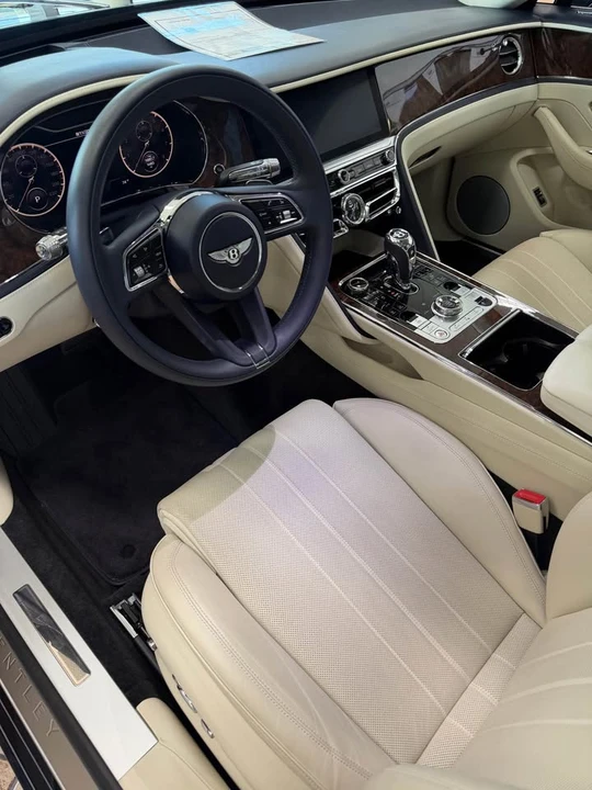 2021 Bentley Continental - Image 4 of 9
