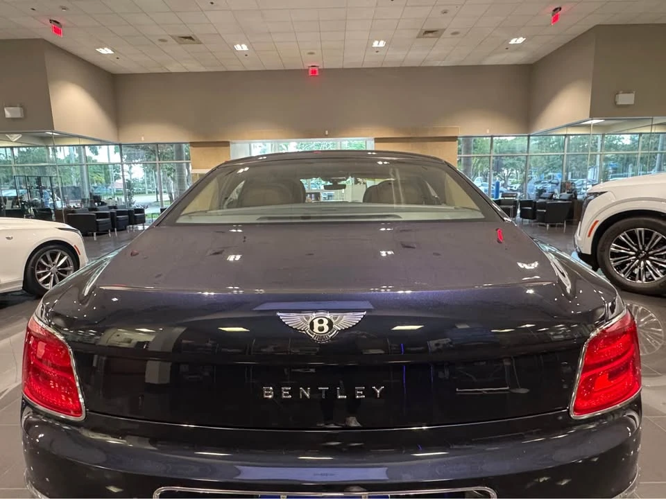 2021 Bentley Continental Flying Spur - Image 10 of 11
