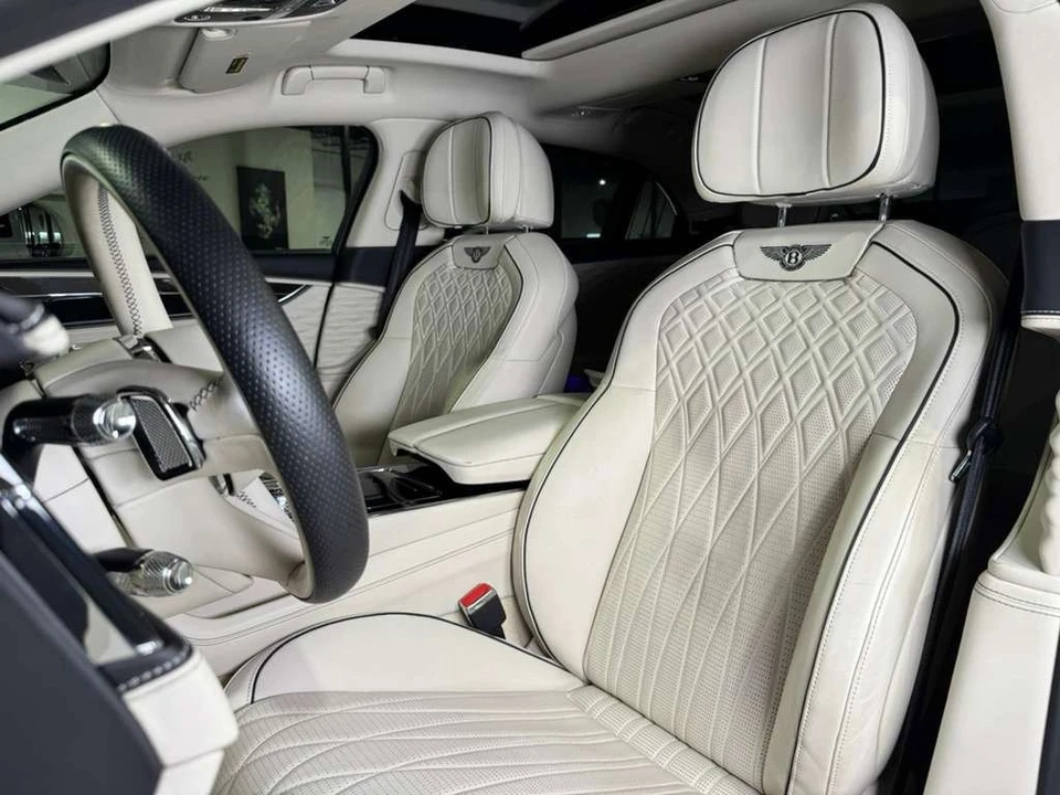 2021 Bentley Continental - Image 10 of 12