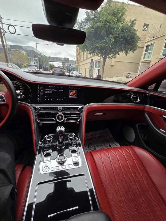 2021 Bentley - Image 8 of 14