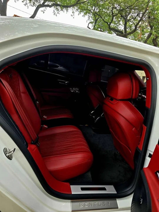 2021 Bentley - Image 13 of 14