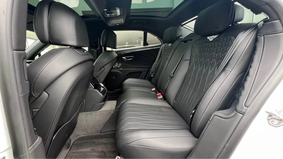2021 Bentley - Image 9 of 20