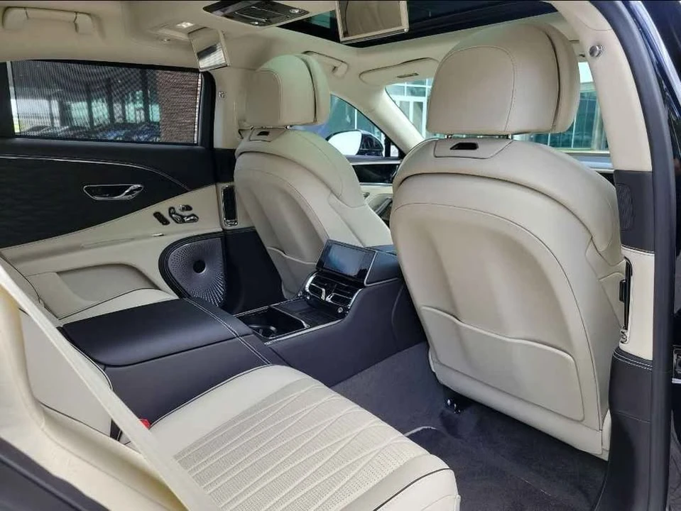 2021 Bentley Continental - Image 7 of 10