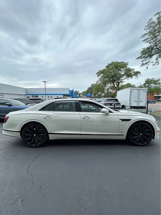 2021 Bentley Continental Flying Spur - Image 7 of 16
