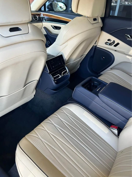 2021 Bentley - Image 4 of 20